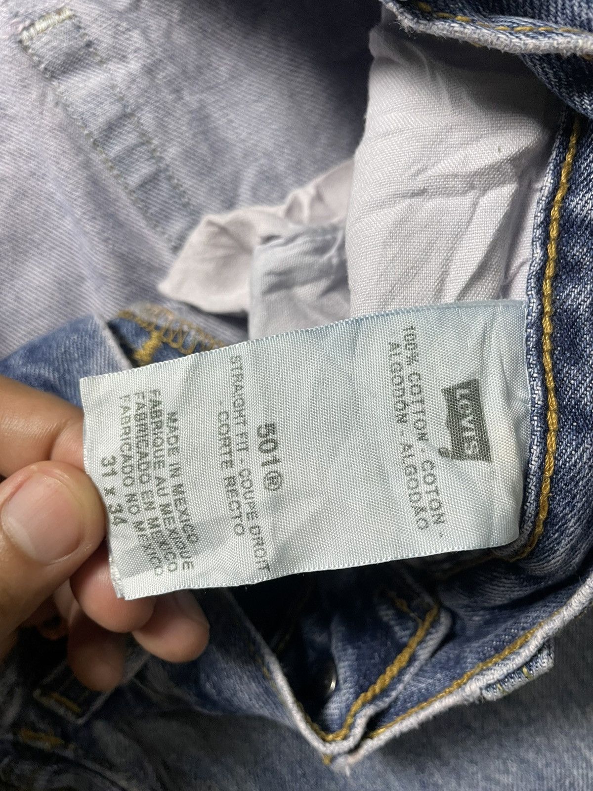 Levi's × Vintage LEVIS 501 Straight Cut Fit Jeans (106) Size US 31 - 7 Thumbnail