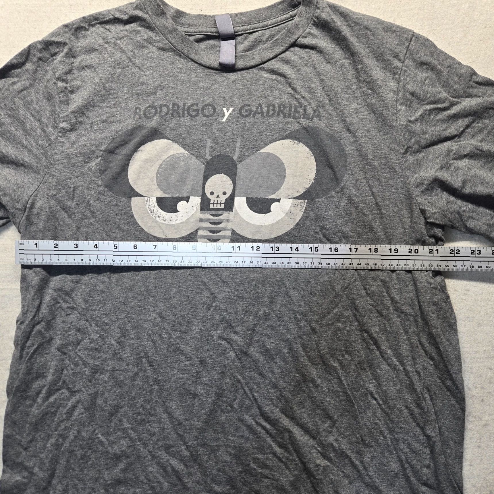 Vintage Men's 2XL Canvas T-Shirt Gray Rodrigo Y Gabriela 2013 US Summer Tour Shirt Adults XXL Size US XXL / EU 58 / 5 - 4 Thumbnail