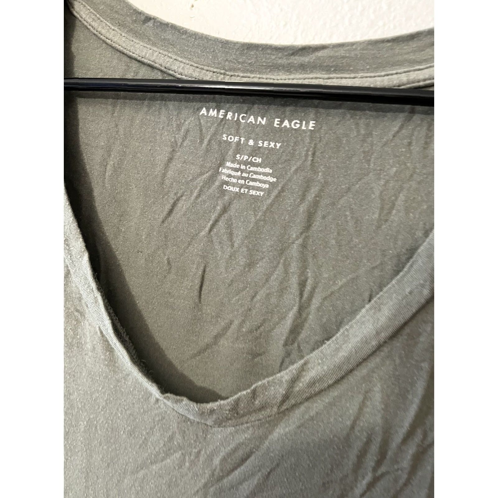 American Eagle Outfitters American Eagle Womens Short Sleeve V-Neck T-Shirt S Modal Blend Green Casual Basic Size S / US 4 / IT 40 - 3 Thumbnail