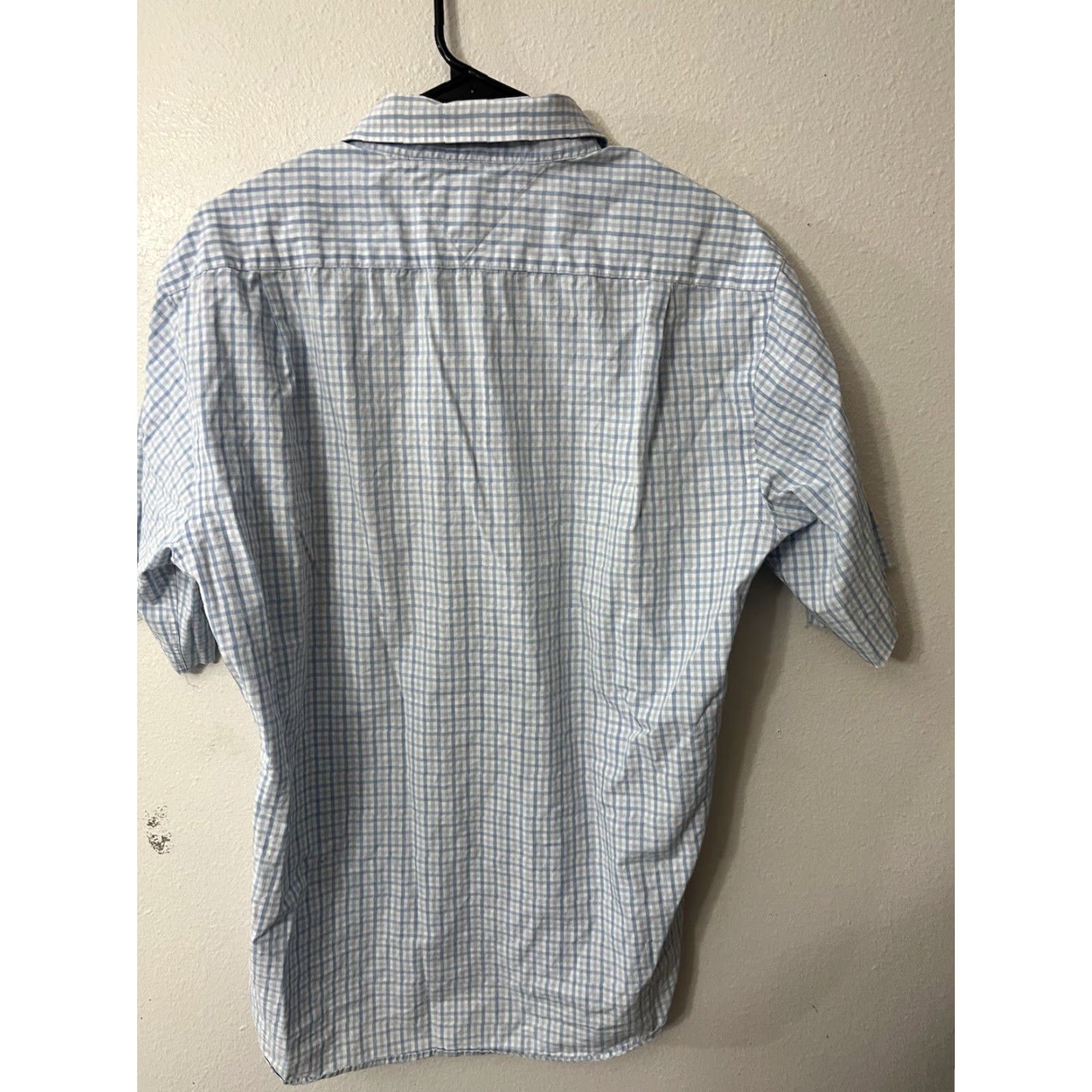 Tommy Hilfiger VINTAGE Tommy Hilfiger Blue Gingham Shirt MENS Regular Fit Short Sleeve Button-Down 15.5 Adult Medium Blue Plaid 90s Concert? Size US M / EU 48-50 / 2 - 2 Thumbnail