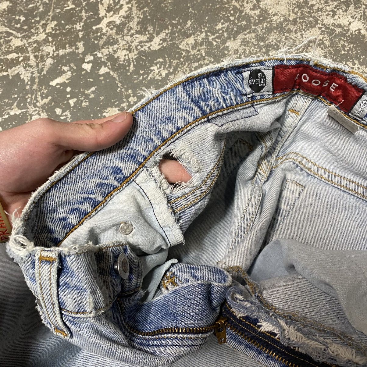 Levi's × Vintage Vintage Levi’s Silvertab Loose Light Wash BaggyJeans USA 90s Size US 28 / EU 44 - 4 Thumbnail