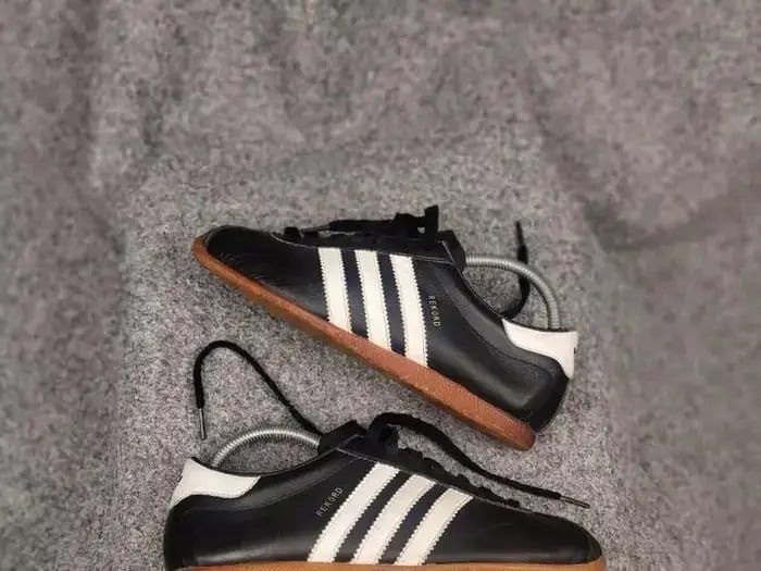 Adidas Vintage Adidas Originals Rekord Black Leather Sneaker Y2K Size US 6 / EU 39 - 5 Thumbnail