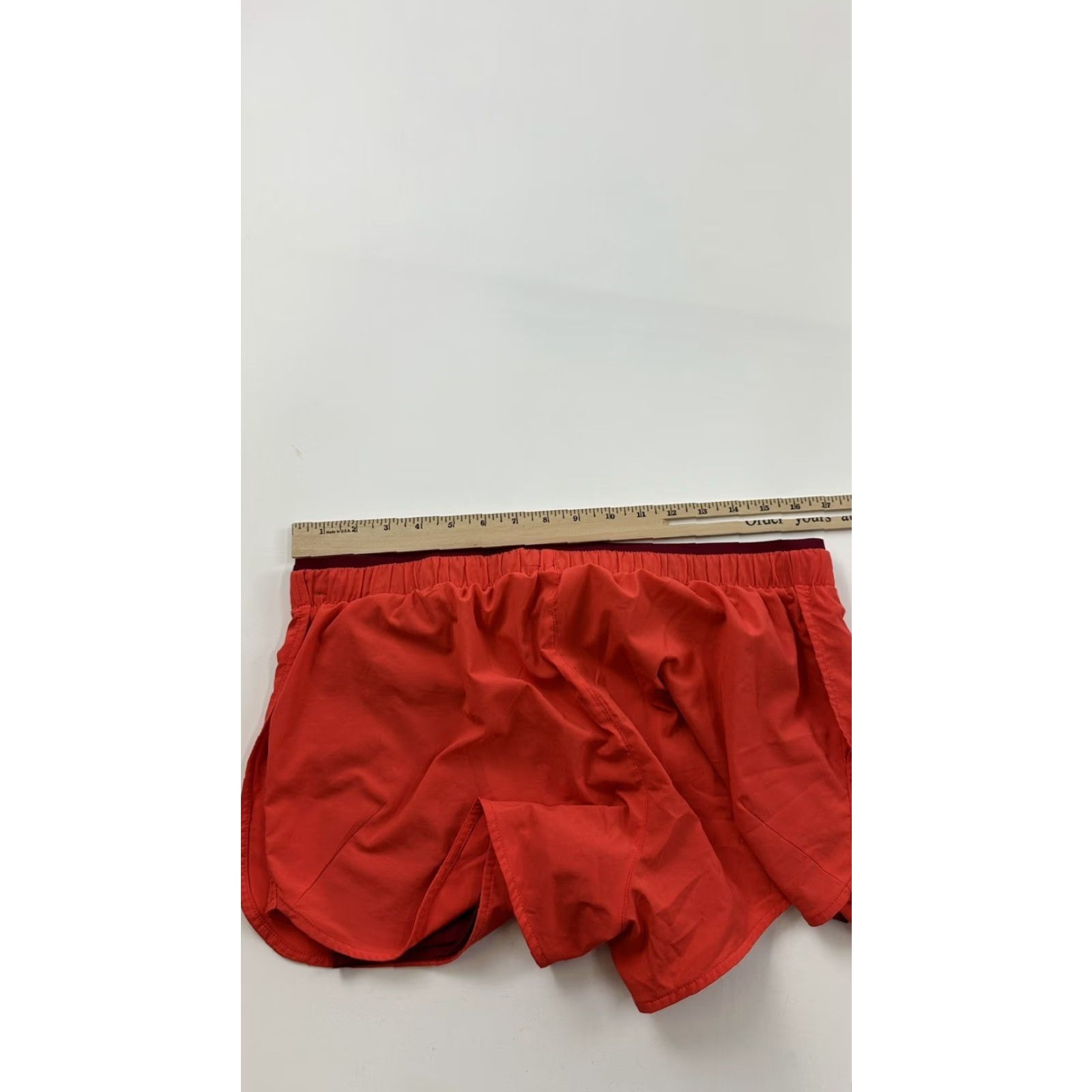 Nike Nike Shorts Women’s XL Orange 3in Dri-Fit Athletic Cross Training Running Gym Women Size 40" / US 18 - 8 Thumbnail