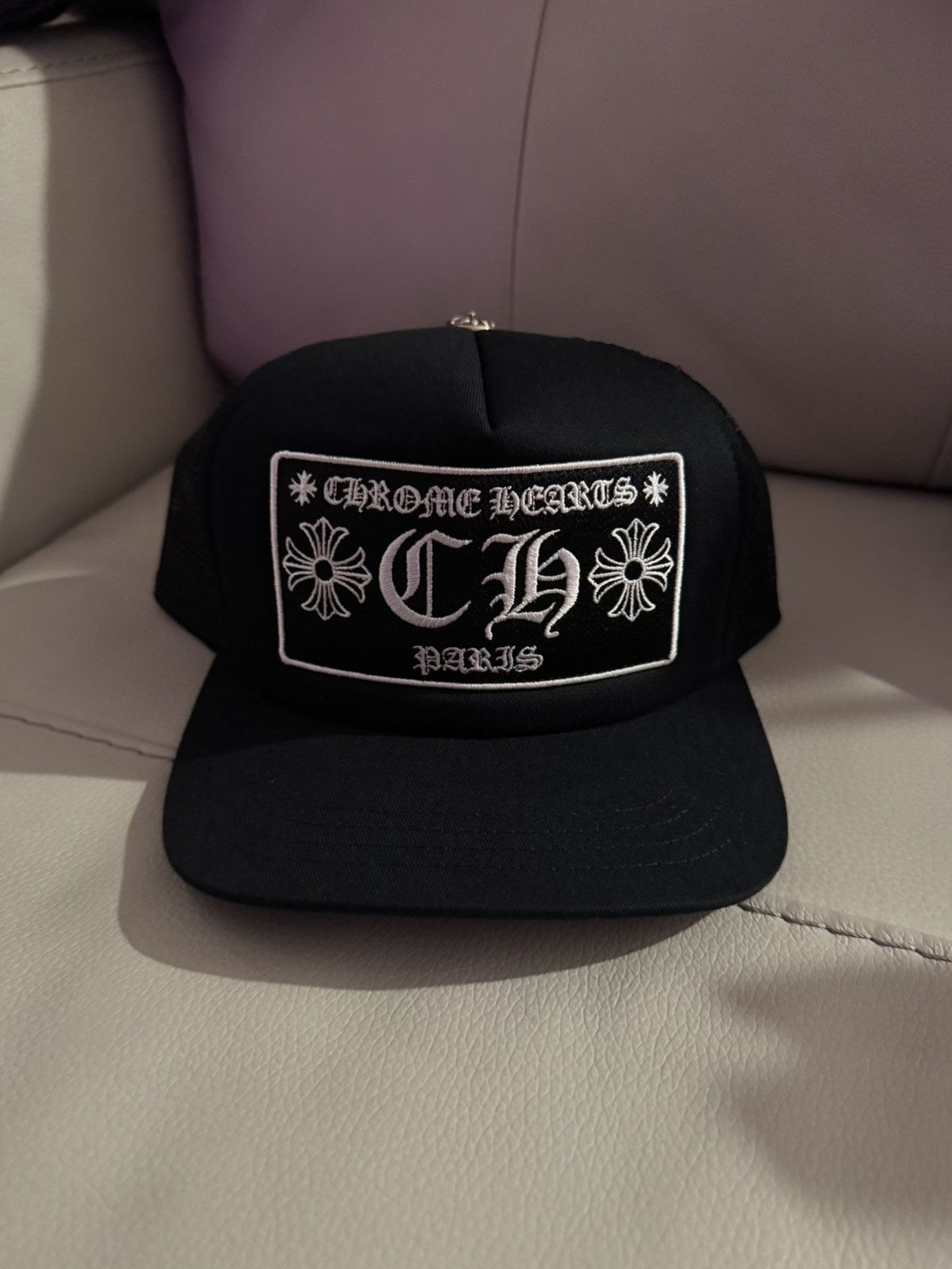 Casquette Chrome Hearts Paris Coeurs - Modèle Trucker, Taille Unique, Noire, Occasion