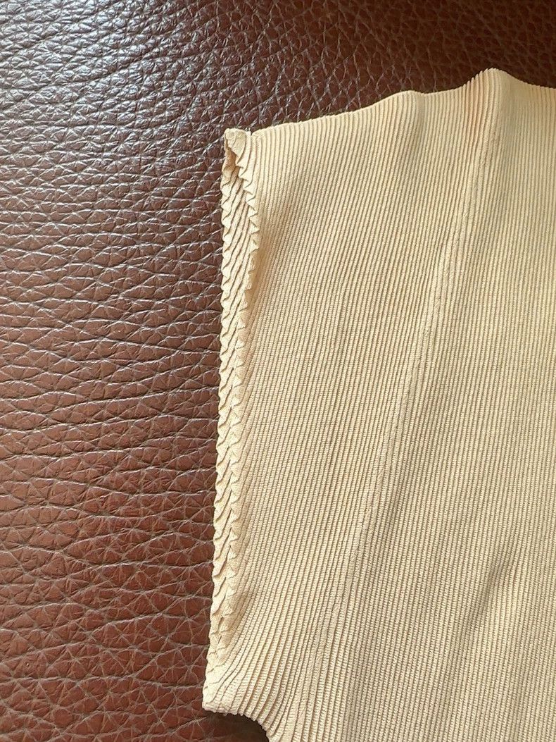 Issey Miyake Issey Miyake Apricot pleated short sleeves Size M / US 6-8 / IT 42-44 - 2 Thumbnail