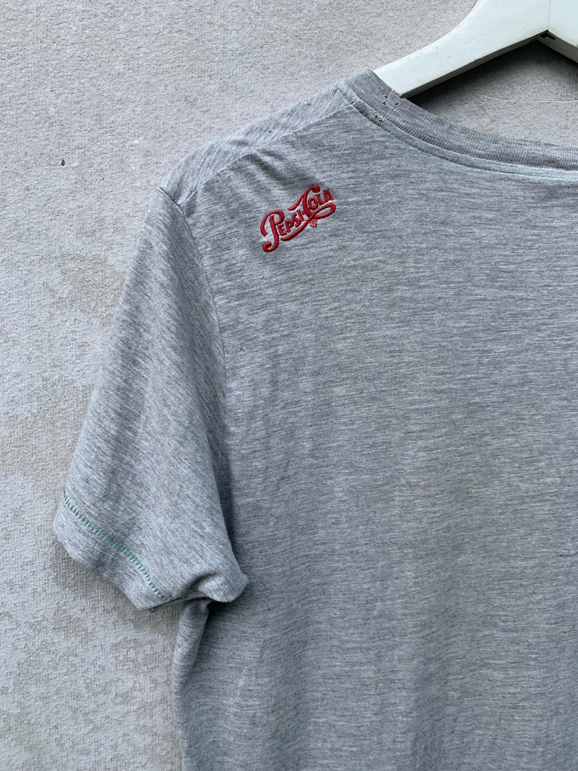 Pepsi Vintage Pepsi Graphic Tshirt Size US S / EU 44-46 / 1 - 5 Thumbnail