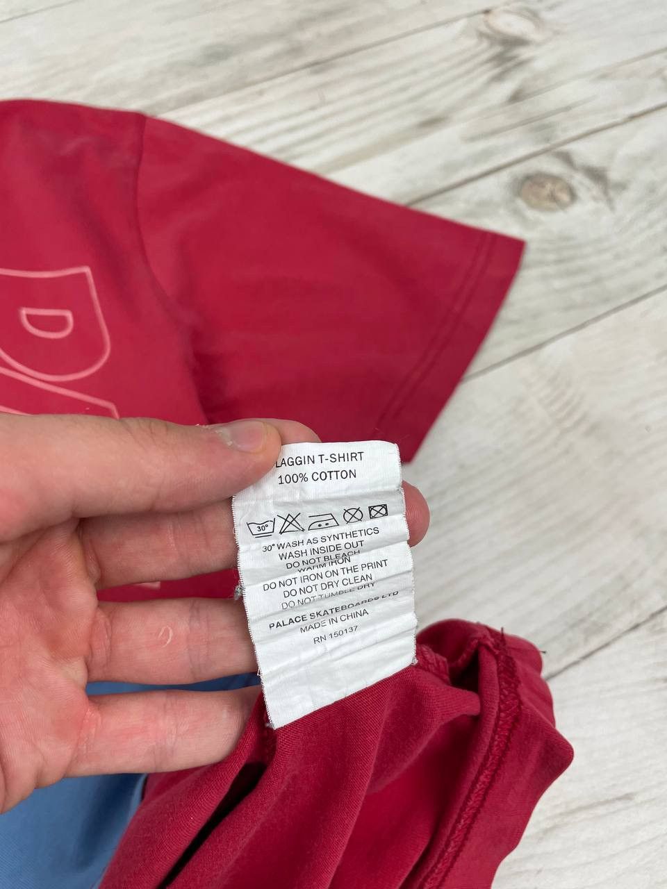 Palace Palace Flaggin T Shirt Size US S / EU 44-46 / 1 - 7 Thumbnail