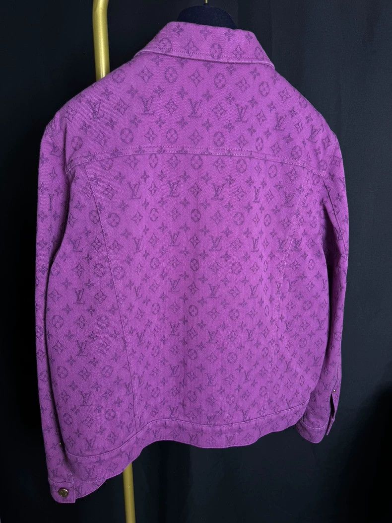 Louis Vuitton LOUIS VUITTON Purple presbyopic full print denim jacket 250 Size US L / EU 52-54 / 3 - 2 Thumbnail