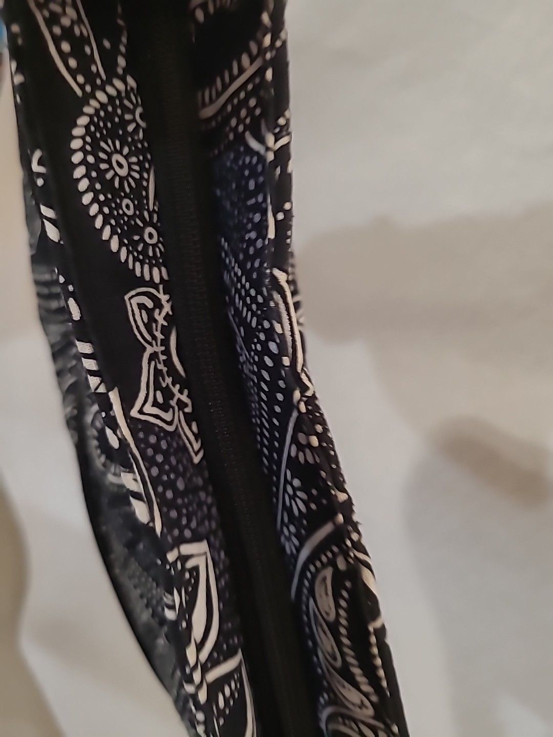 Vera Bradley Vera Bradley Crossbody Paisley Noir Pattern Hipster Size ONE SIZE - 8 Thumbnail