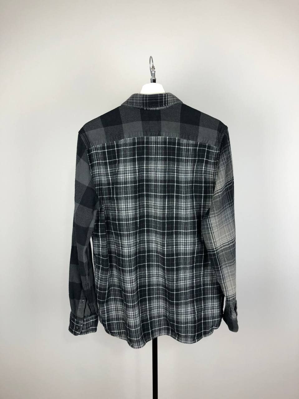 Levi's Levi's Check Shirt Flannel size L Size US L / EU 52-54 / 3 - 7 Thumbnail