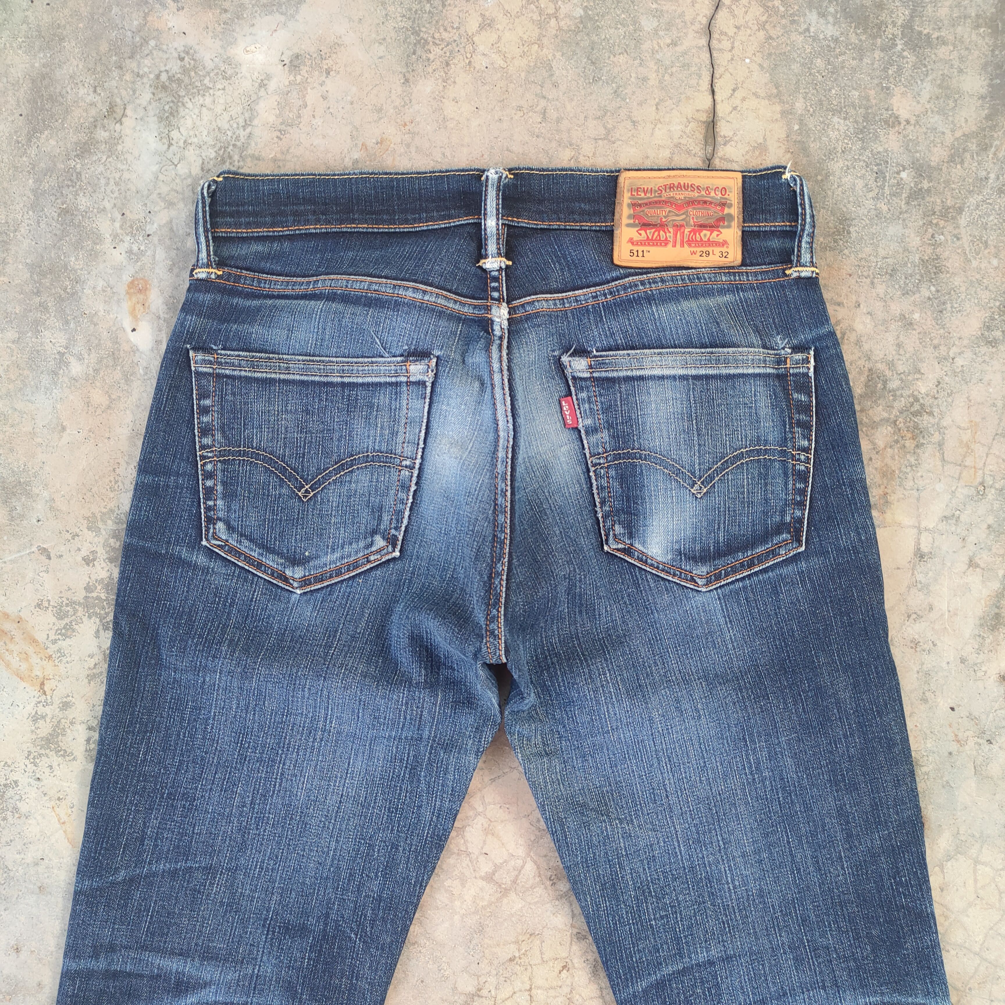 Levi's Vintage Clothing VINTAGE LEVI'S 511 SKINNY FADED DISTRESSED JEAN DENIM PANTS Size US 30 / EU 46 - 9 Thumbnail