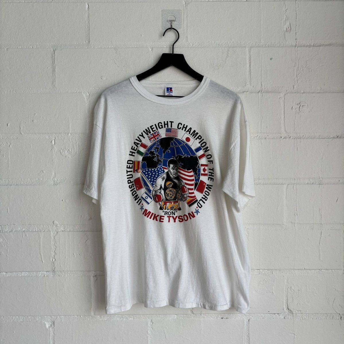 Vintage Vintage Mike Tyson “Undisputed World Champ” Tee Size US XL / EU 56 / 4 - 1 Thumbnail