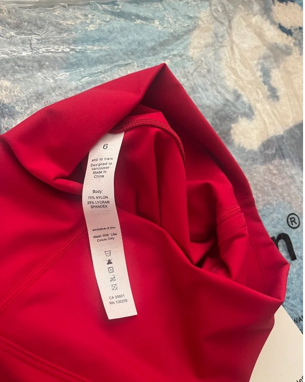 Lululemon LULULEMON biker shorts Size 28" / US 6 / IT 42 - 2 Thumbnail