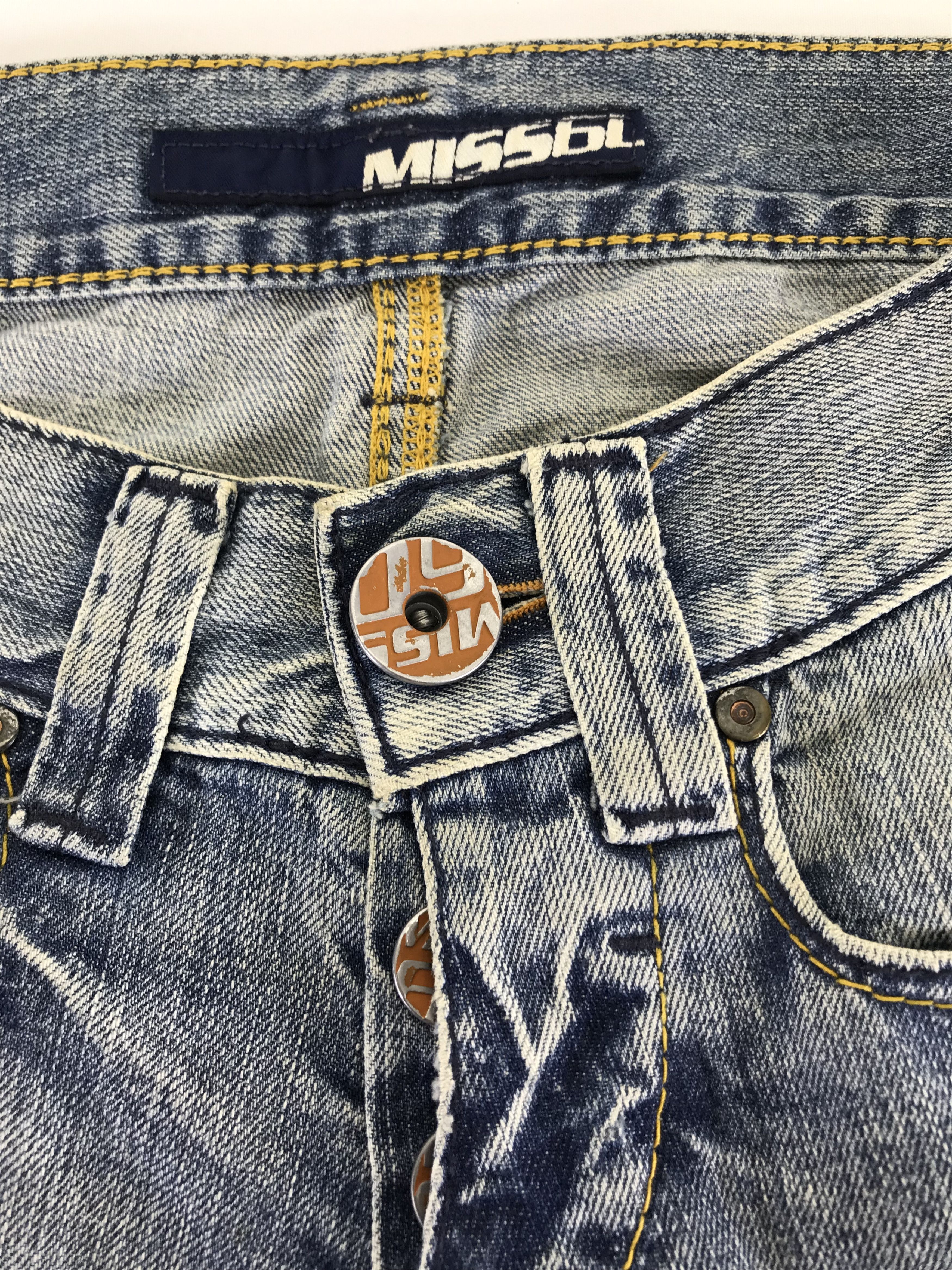 Miss Sixty Vintage Miss Sixty Patched Super Flare Jeans Size 28" / US 6 / IT 42 - 11 Thumbnail