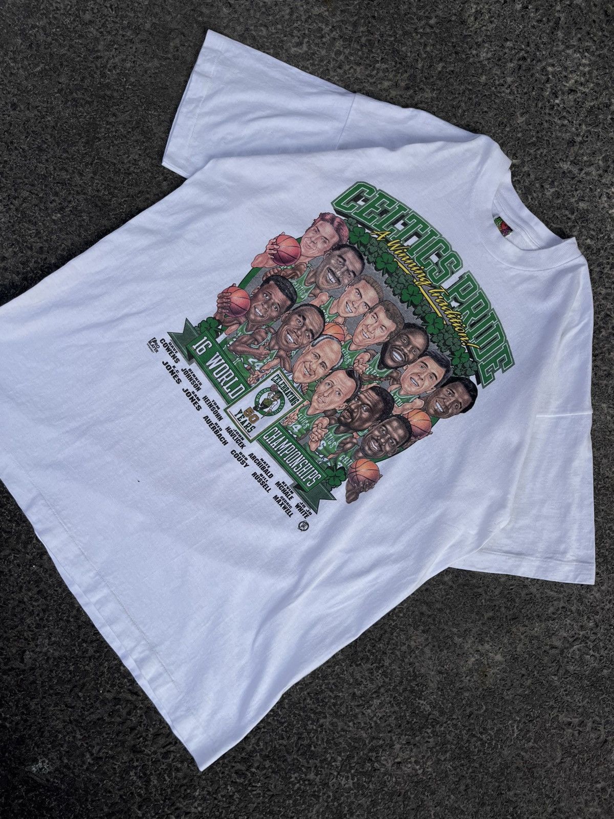 Vintage VINTAGE 90S BOSTON CELTICS TEE Size US XL / EU 56 / 4 - 2 Thumbnail