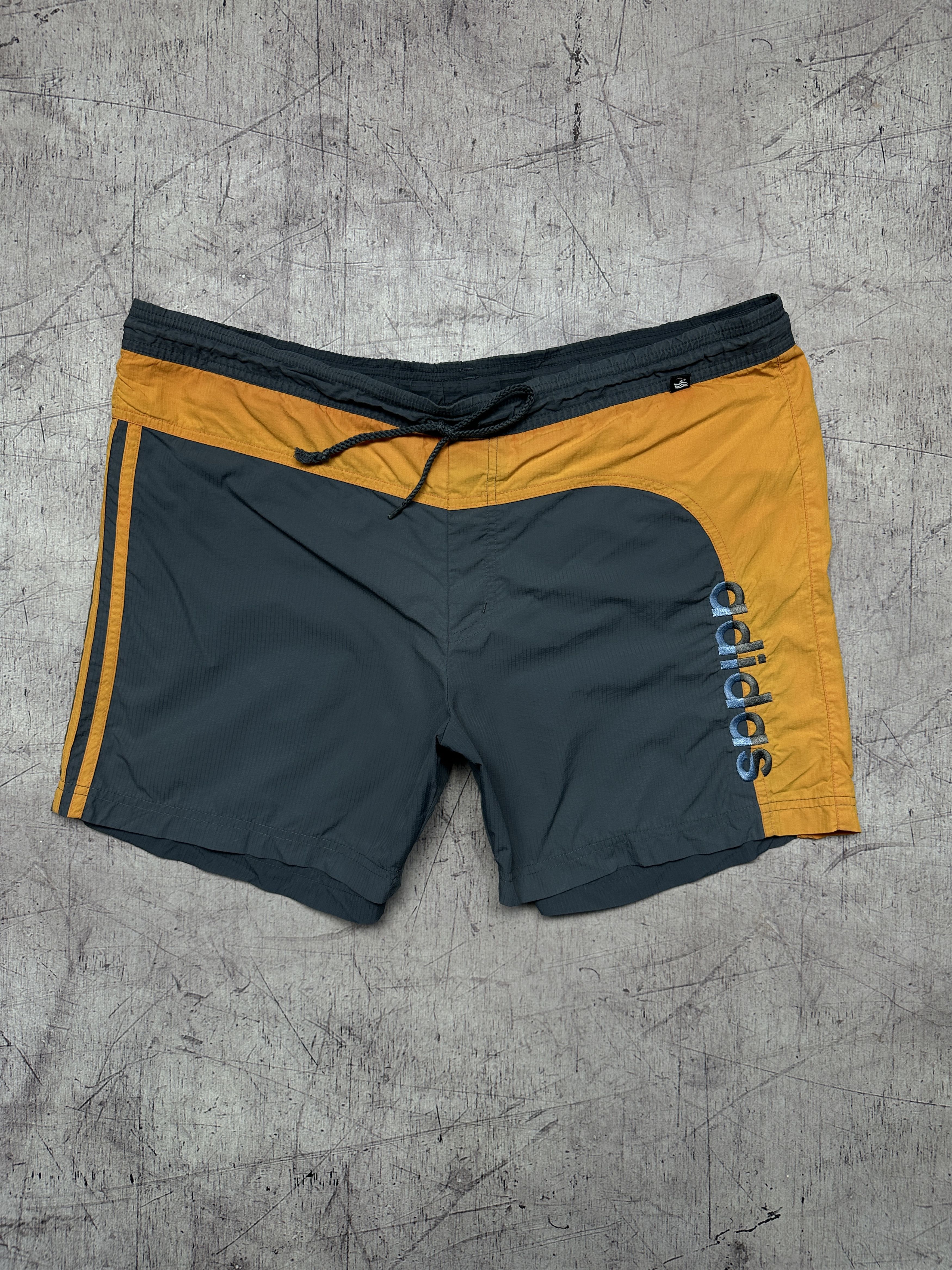 Adidas Adidas Vintage Mens Big Logo Nylon Swimming Shorts Size US 34 / EU 50 - 1 Thumbnail