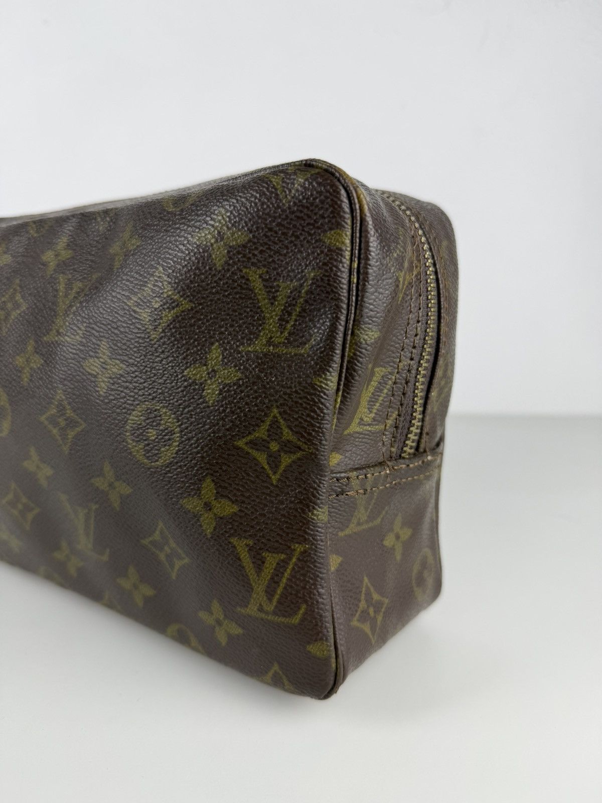Louis Vuitton Vintage 80s Louis Vuitton monogram trousse 28 toiletry bag Size ONE SIZE - 11 Thumbnail