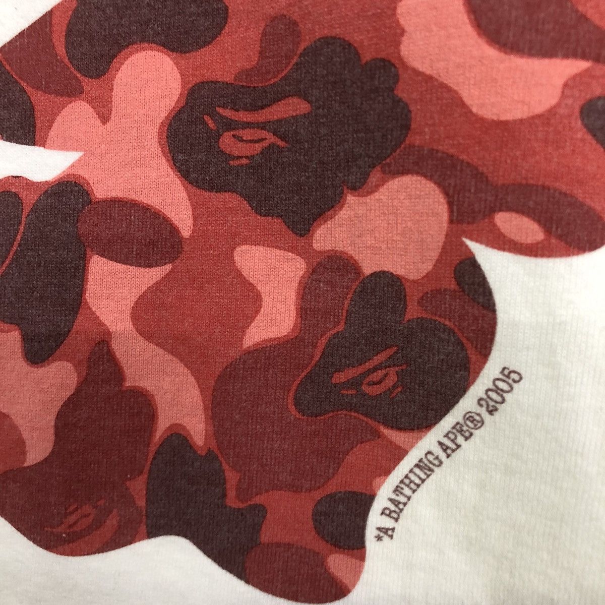 Bape A BATHING APE CAMO VINTAGE 2005 TSHIRT Size US L / EU 52-54 / 3 - 9 Thumbnail