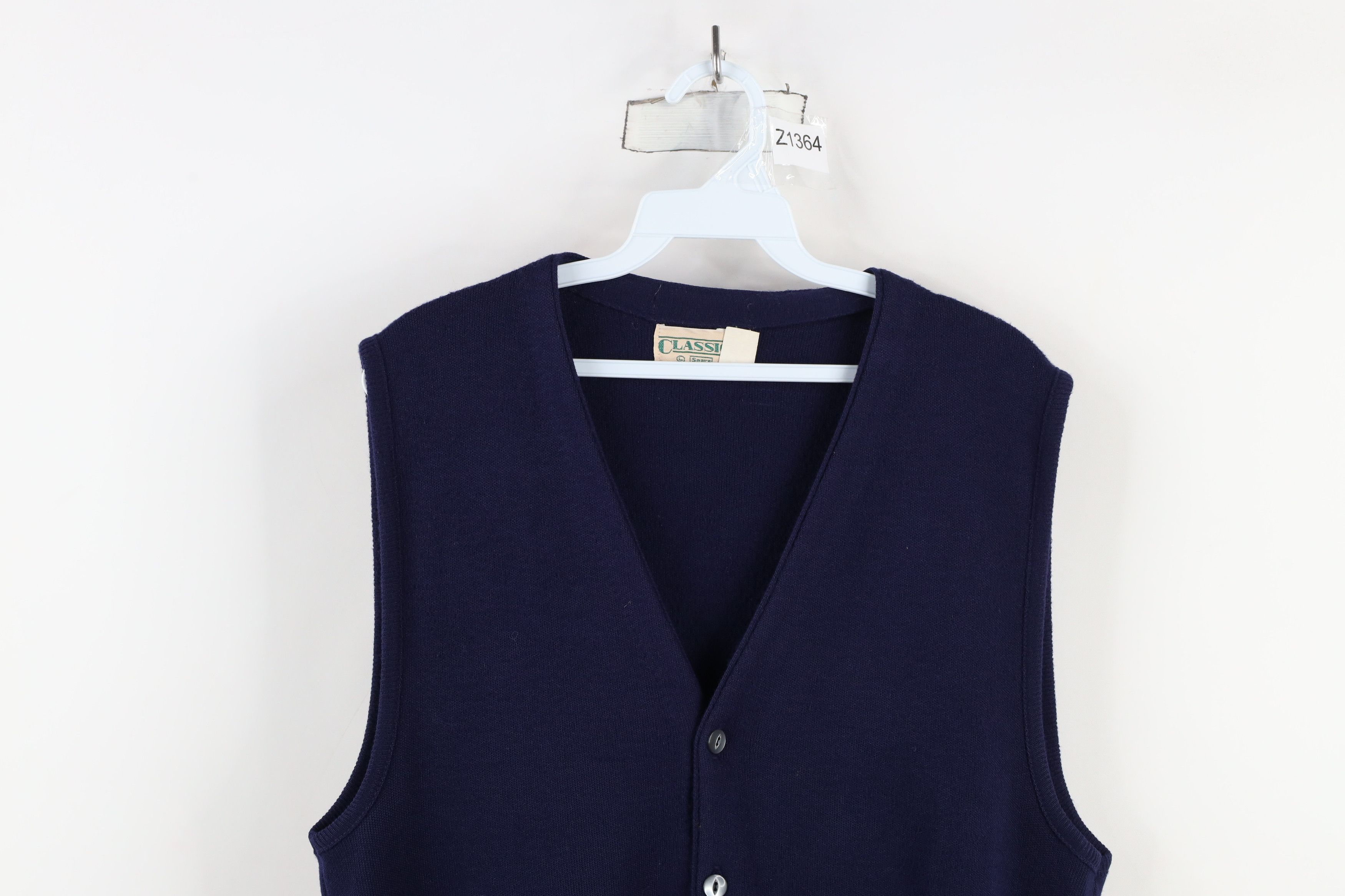 Vintage Vintage 70s Streetwear Blank Knit Cardigan Sweater Vest USA Size US L / EU 52-54 / 3 - 2 Thumbnail