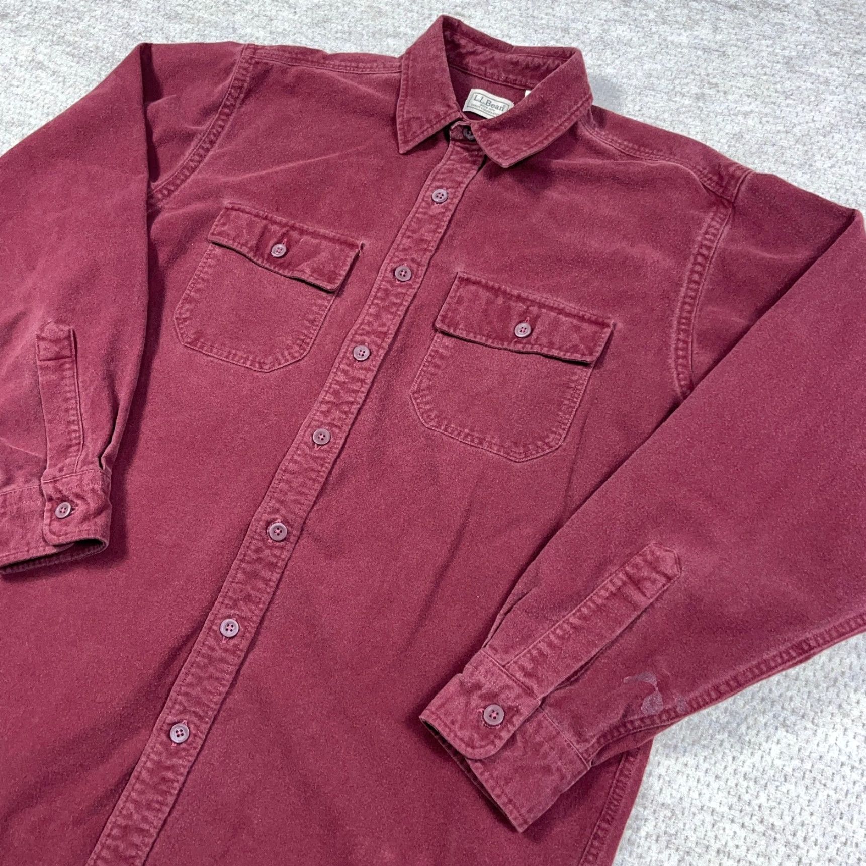 Vintage VINTAGE LL Bean Shirt Men Large Tall Maroon Button Up Chamois Thick Heavy Cloth Size US L / EU 52-54 / 3 - 2 Thumbnail