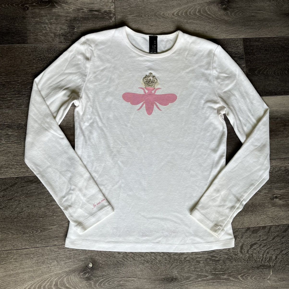 Vintage Vintage Y2K My Flat in London Queen Bee Crown Longsleeve Tee Size M / US 6-8 / IT 42-44 - 1 Thumbnail