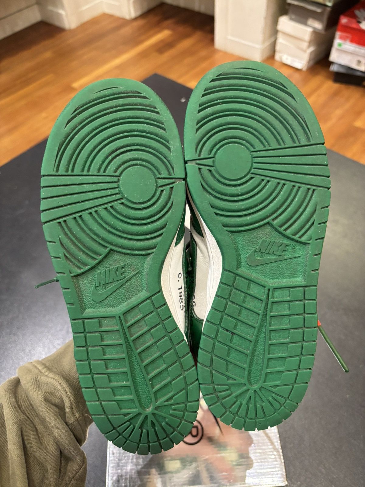 Nike Off-White X Nike Dunk Low ‘Pine Green’ Size US 6 / EU 39 - 5 Thumbnail
