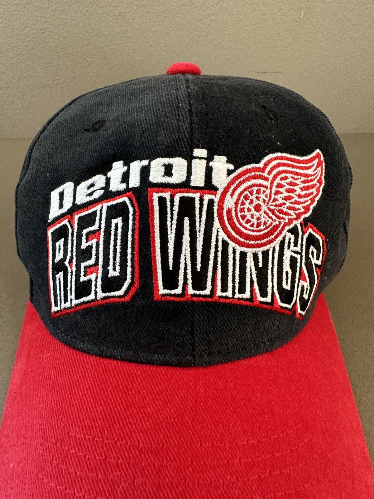 NHL × Starter × Vintage Vintage Starter Detroit Red Wings Hat Size ONE SIZE - 2 Thumbnail