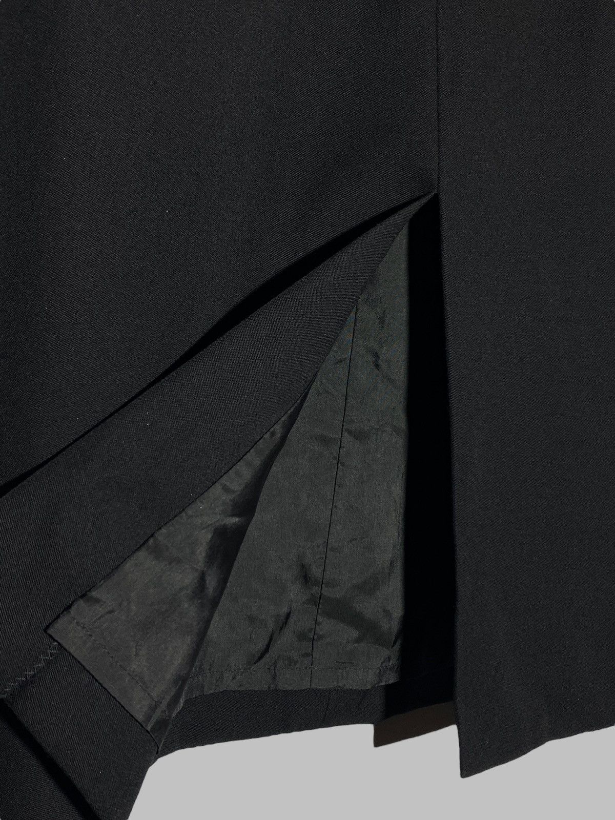 Yves Saint Laurent Vintage 90s Yves Saint Laurent Tuxedo Crop Jacket & Skirt Size L / US 10 / IT 46 - 16 Thumbnail