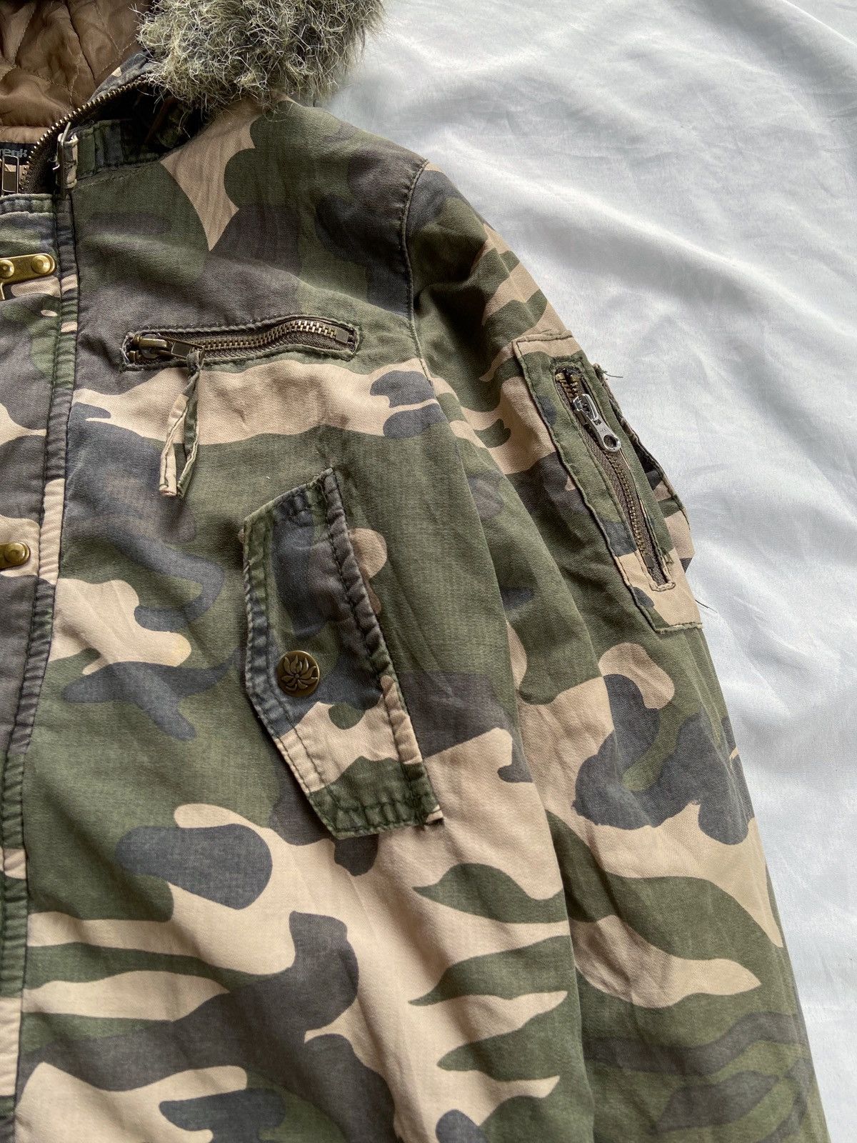 UPPER FREAK FAUX FUR MULTI POCKET ARMY PARKA JACKET