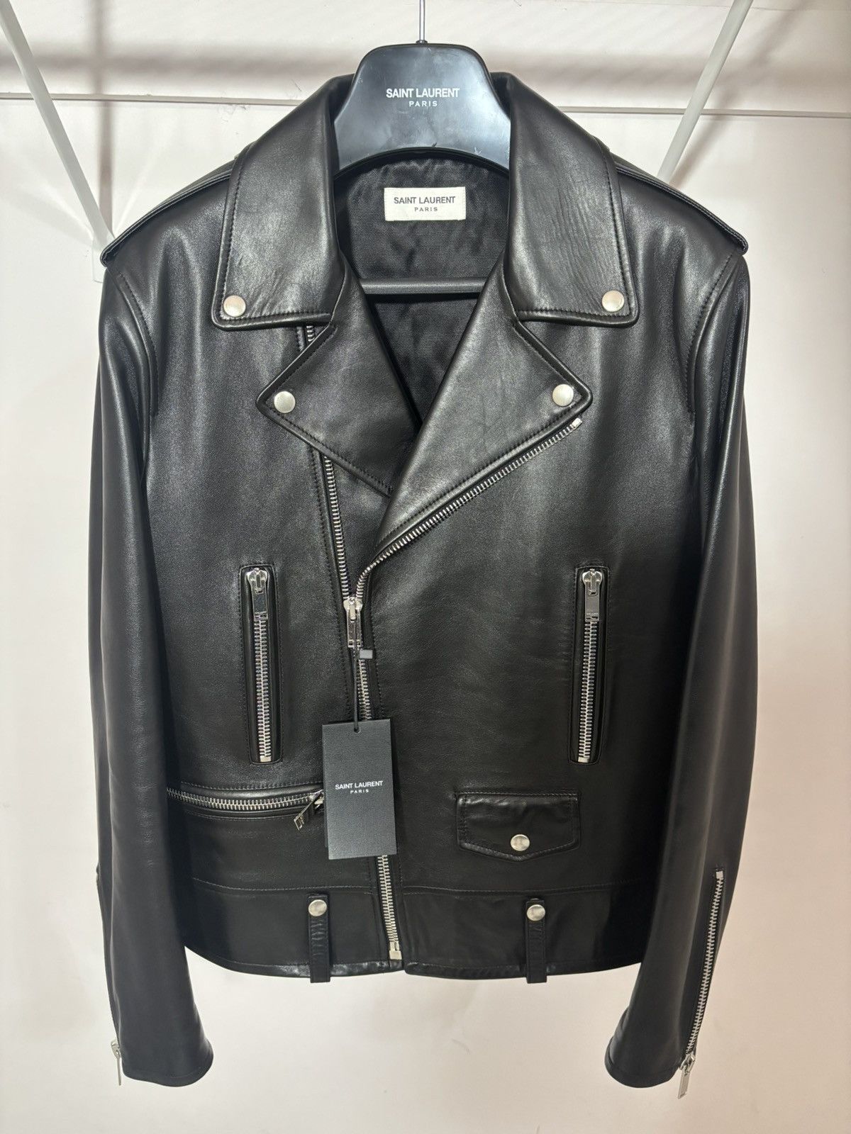 Saint Laurent Paris MOTORCYCLE JACKET IN PLUNGED LAMBSKIN Size 48 Size US M / EU 48-50 / 2 - 1 Thumbnail