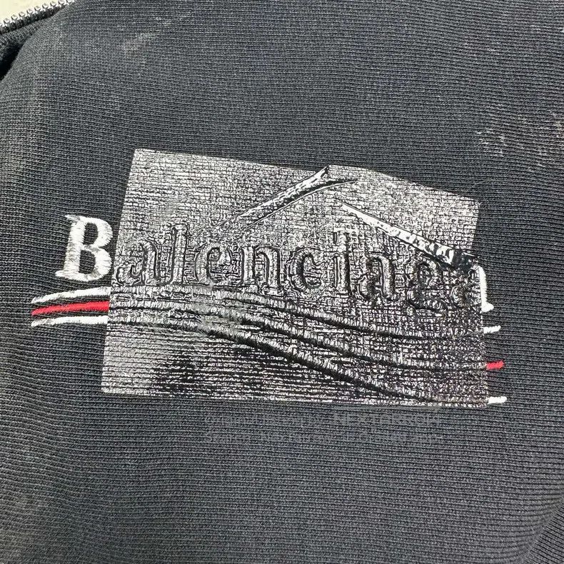 Balenciaga Balenciaga Distressed Coca-Cola logo mud-dye faded print z Size US S / EU 44-46 / 1 - 6 Thumbnail