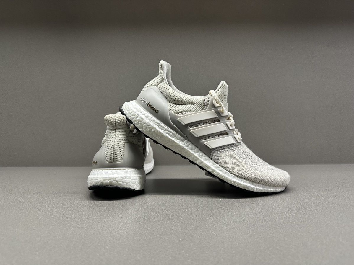 Adidas Adidas Ultra Boost 1.0 Cream Chalk 2022 Size US 9 / EU 42 - 8 Thumbnail