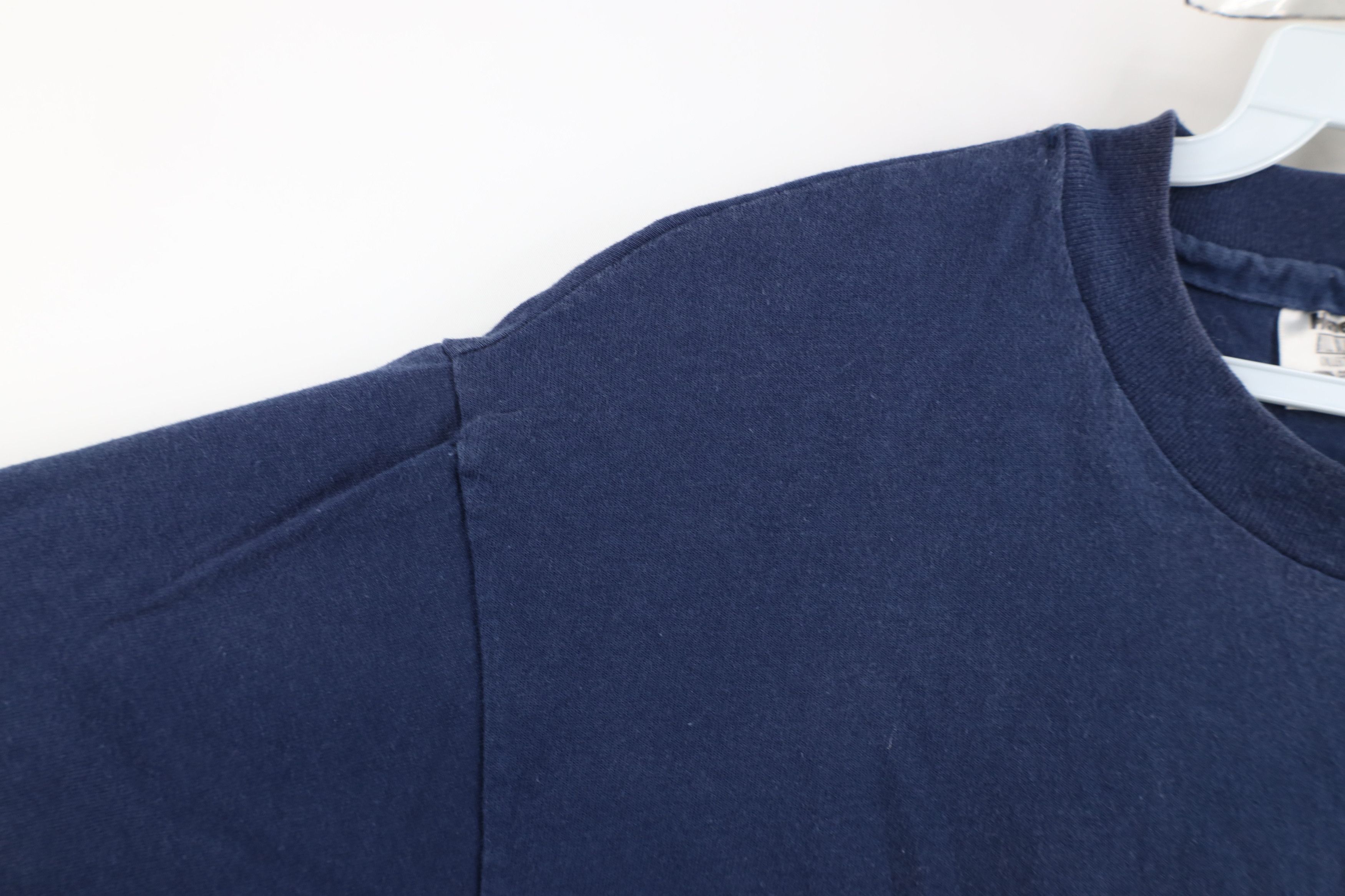 Hanes Vintage 90s Hanes Heavyweight Cotton T-Shirt Navy Blue USA Size US L / EU 52-54 / 3 - 5 Thumbnail