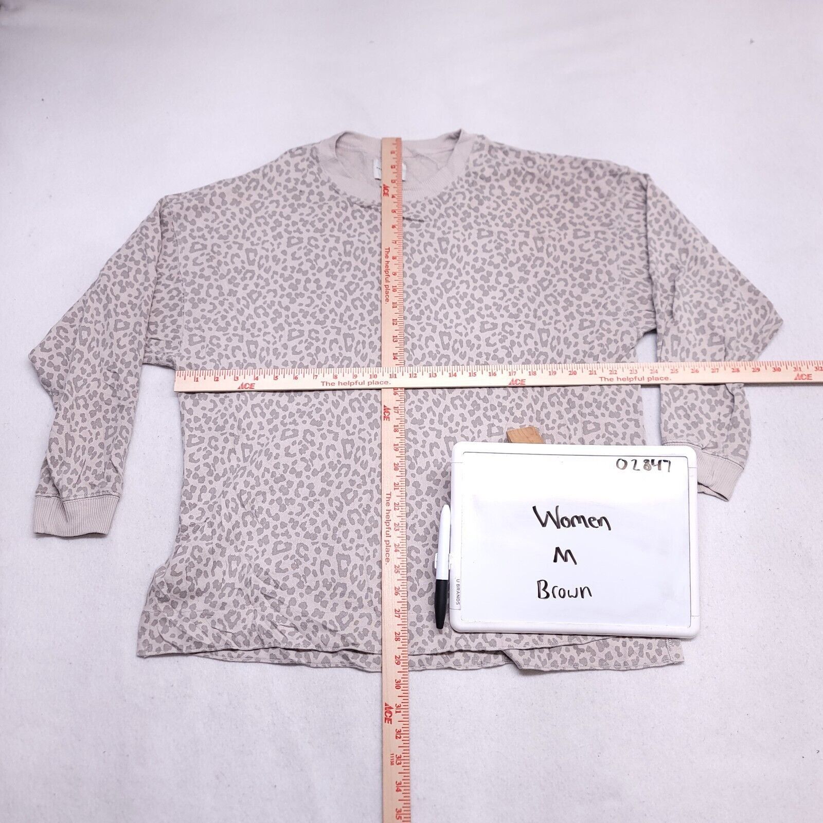 American Eagle Outfitters American Eagle Pullover Sweatshirt Women Size Medium M Brown Size M / US 6-8 / IT 42-44 - 6 Thumbnail