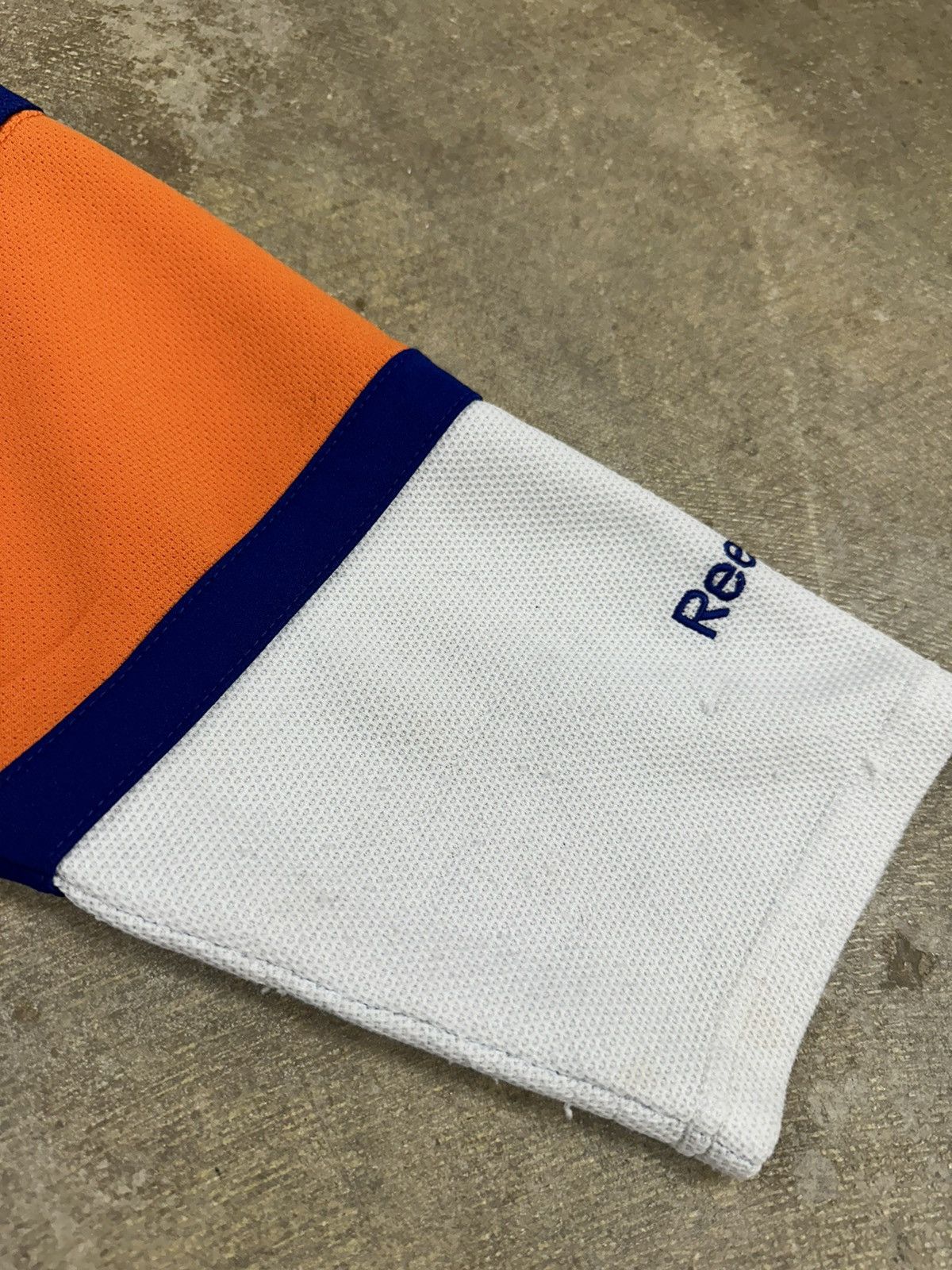 Reebok Vintage Y2K Reebok New York Islanders NHL Hockey Jersey Size US M / EU 48-50 / 2 - 11 Thumbnail
