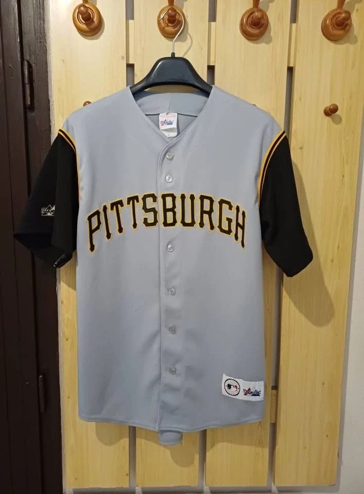 Majestic Original Pittsburgh Pirates MLB jersey Size US M / EU 48-50 / 2 - 1 Thumbnail