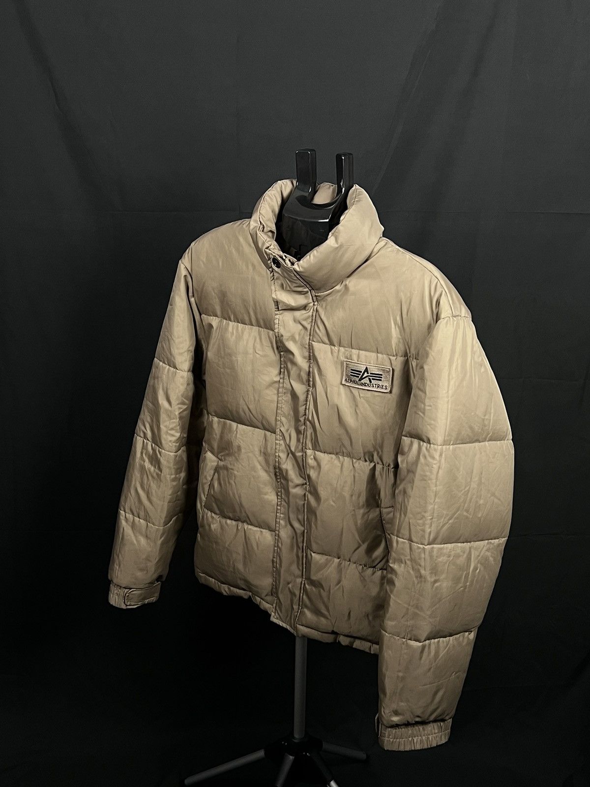 Alpha Industries × Vintage 🔴 Vintage oversize Alpha Industries down jacket with patch Size US XL / EU 56 / 4 - 2 Thumbnail