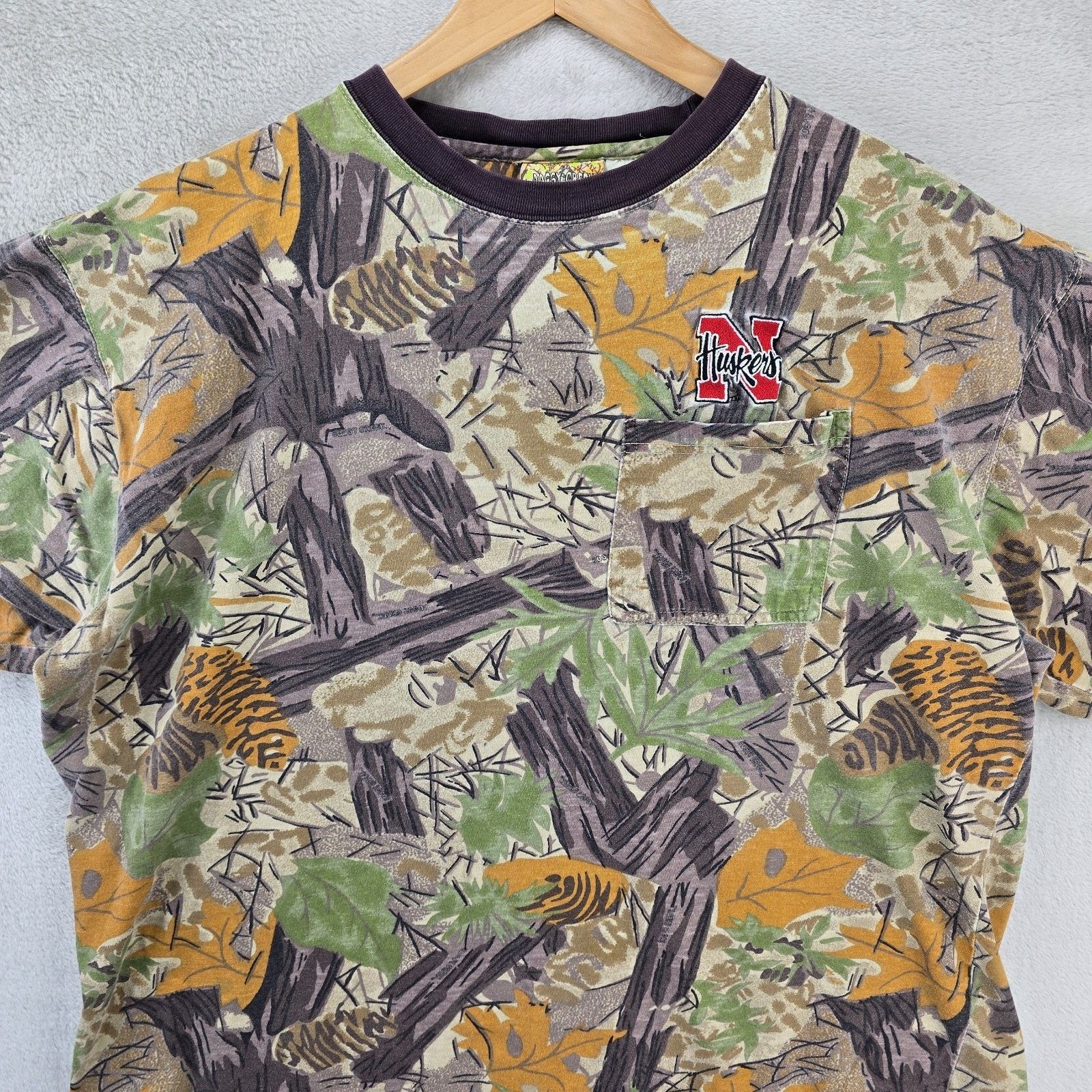 Other Vintage Boggy Creek Apparel Nebraska Huskers Camo Shirt XXL Size US XXL / EU 58 / 5 - 2 Thumbnail