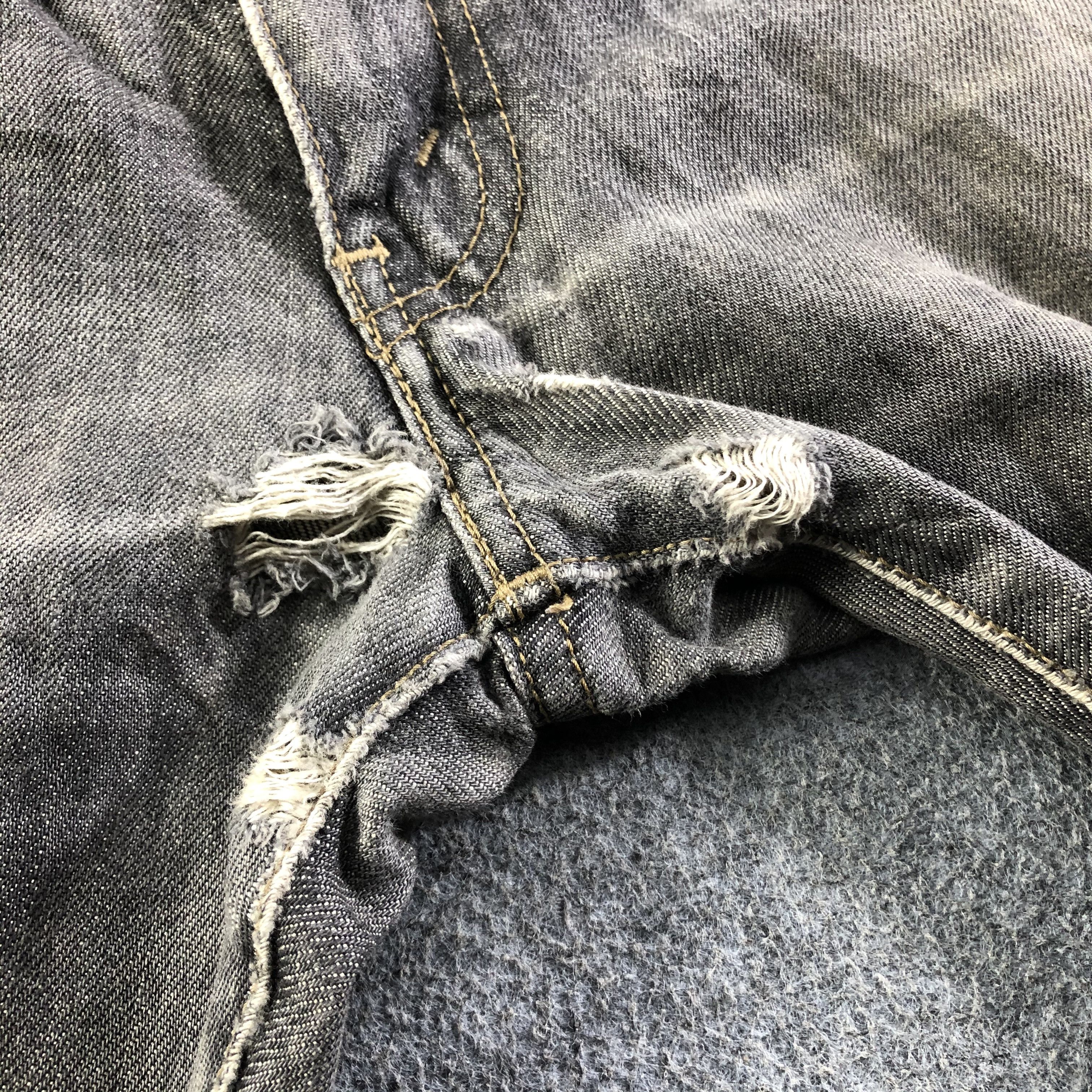Levi's Vintage Levis 505 Jeans-J3971 Size US 31 - 8 Thumbnail