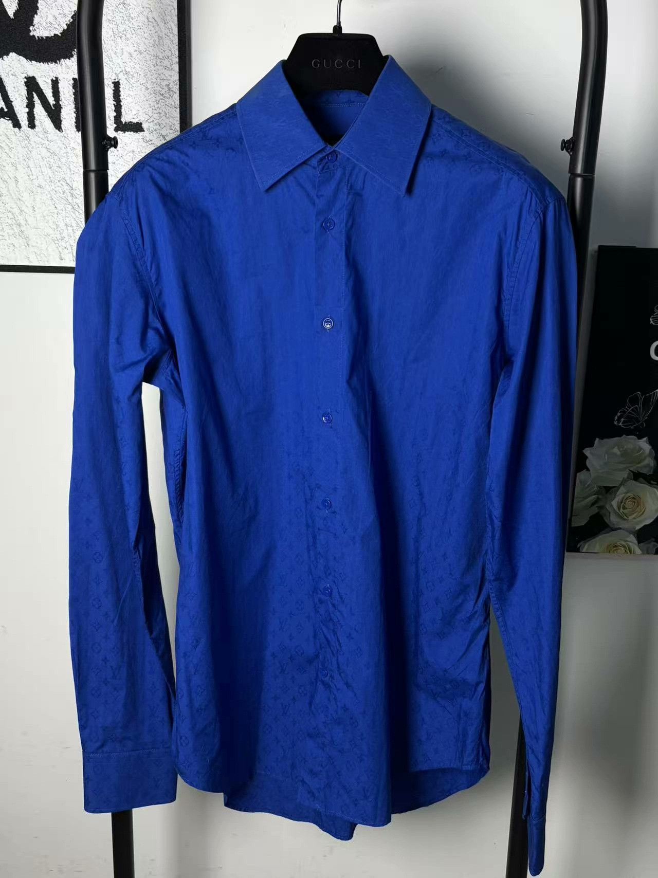 Louis Vuitton Louis Vuitton White Shirt l Men Size US L / EU 52-54 / 3 - 1 Thumbnail