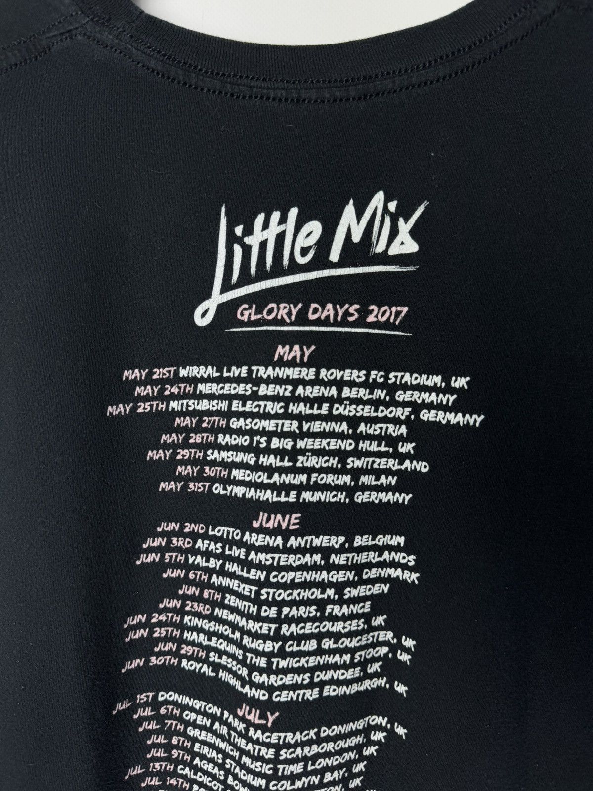 Band Tees Little Mix Glory Days 2017 Tour T-Shirt size L Size US L / EU 52-54 / 3 - 4 Thumbnail