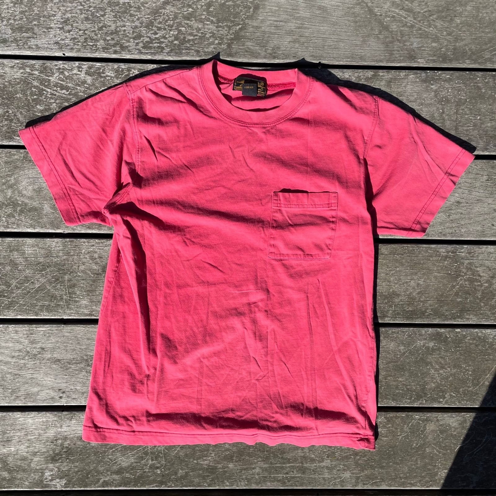 Eddie Bauer 80s/90s Eddie Bauer Pink Tee Size US S / EU 44-46 / 1 - 1 Thumbnail