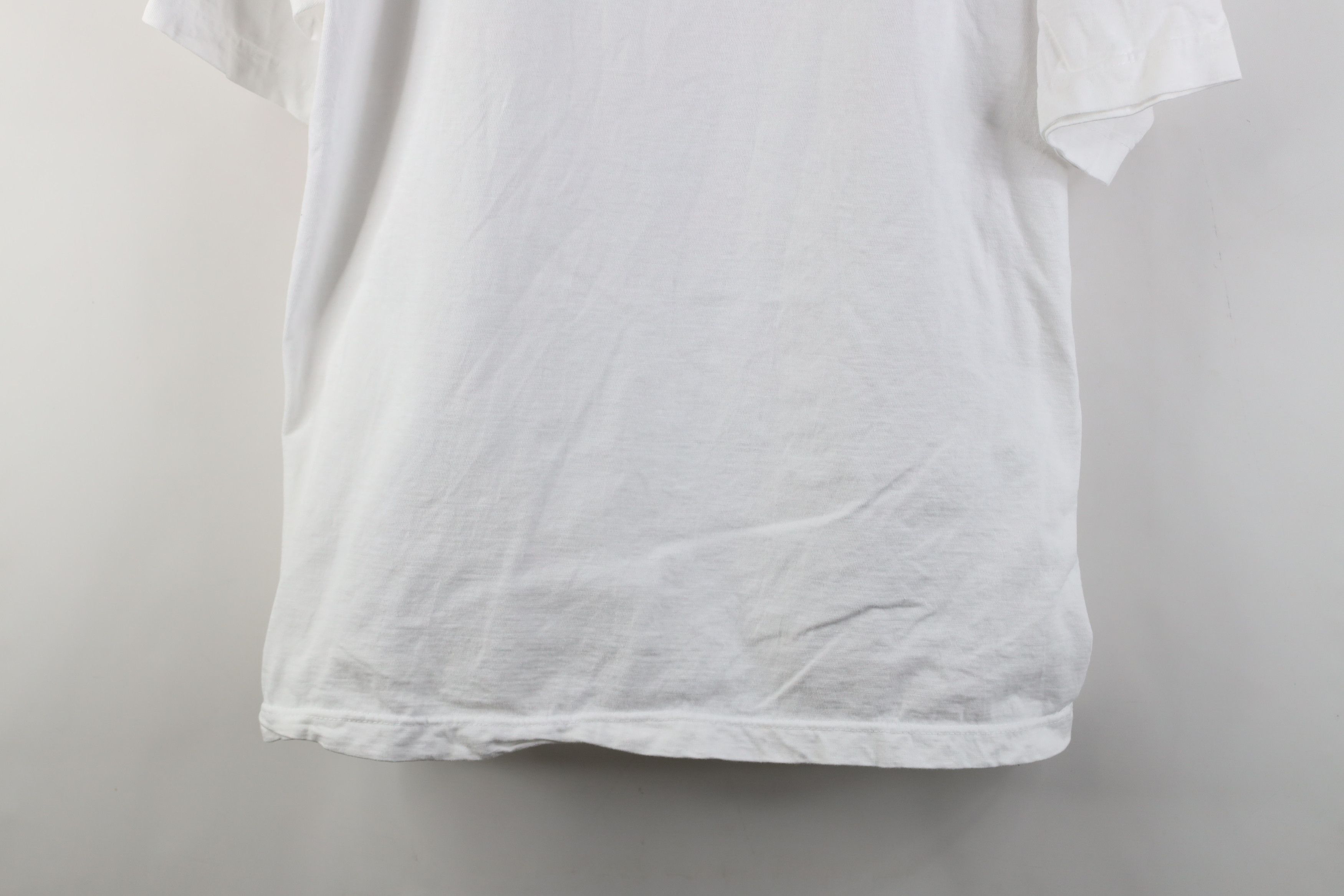 Vintage Vintage 90s Fear Nothing Volleyball T-Shirt White Cotton Size US XL / EU 56 / 4 - 3 Thumbnail