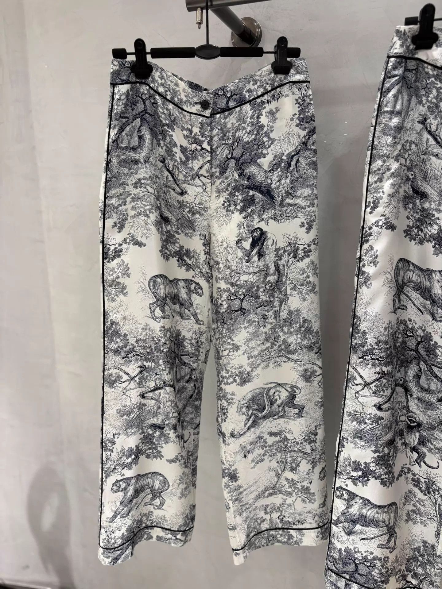 Dior Dior Jungle Ink Blue 100% Silk NOS Pants 36 Size 26" / US 2 / IT 38 - 1 Thumbnail