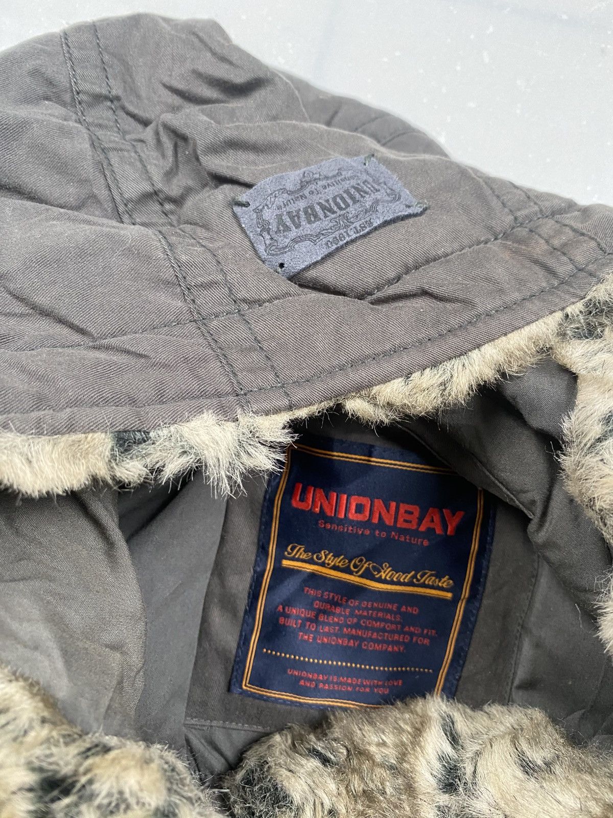 UNIONBAY Vintage Unionbay Faux Fur Hooded Heavy Jacket Size US XL / EU 56 / 4 - 7 Thumbnail