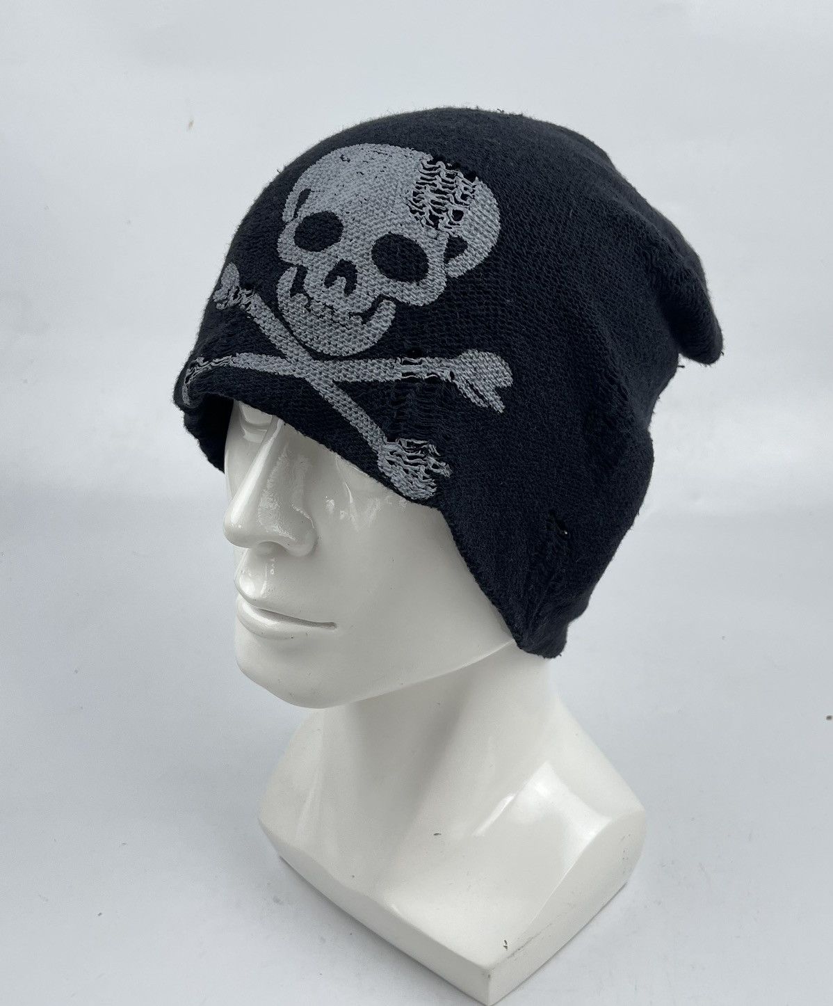 Seditionaries distressed skull beanie hat snow cap tc26 Size ONE SIZE - 1 Thumbnail