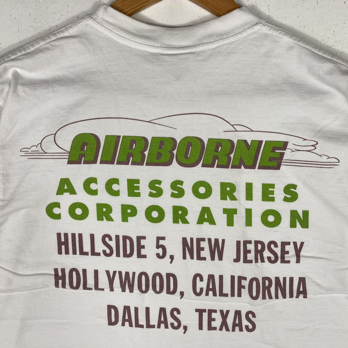 Buzz Rickson's × Japanese Brand × Toyo Enterprises BUZZ RICKSON AIRBORNE ACCESSORIES CORPORATION TEE Size US S / EU 44-46 / 1 - 3 Thumbnail