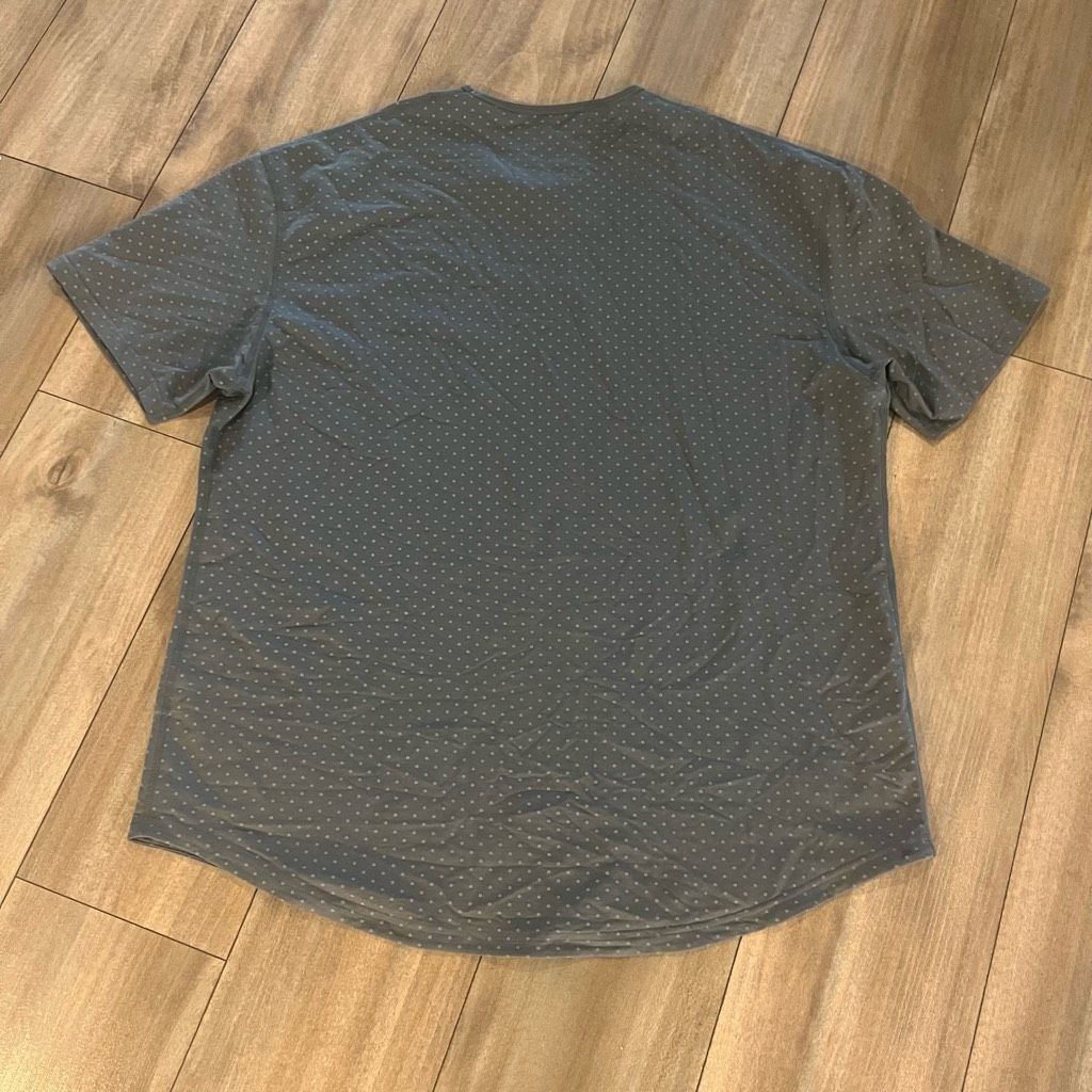 Lululemon BYLT Grey Pattern Athletic Casual Shirt Men XXL Bin P-18 Size US XXL / EU 58 / 5 - 6 Thumbnail