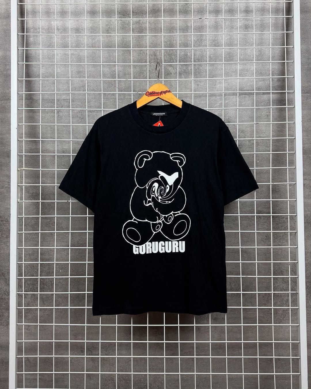 アイドル CJ x SOL GuruGuru Tee トップス CJ x SOL GuruGuru Tee Undercover - Guruguru Swirl