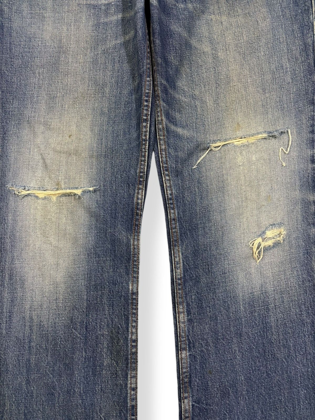 Gap Vintage Gap Blue Wash Loose Fit Distressed Grunge Jeans Size US 35 - 5 Thumbnail